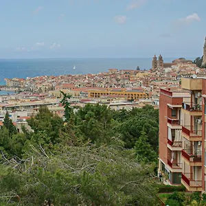 https://ginevra-apartment-cefalu.sicilyhotelsitaly.net
