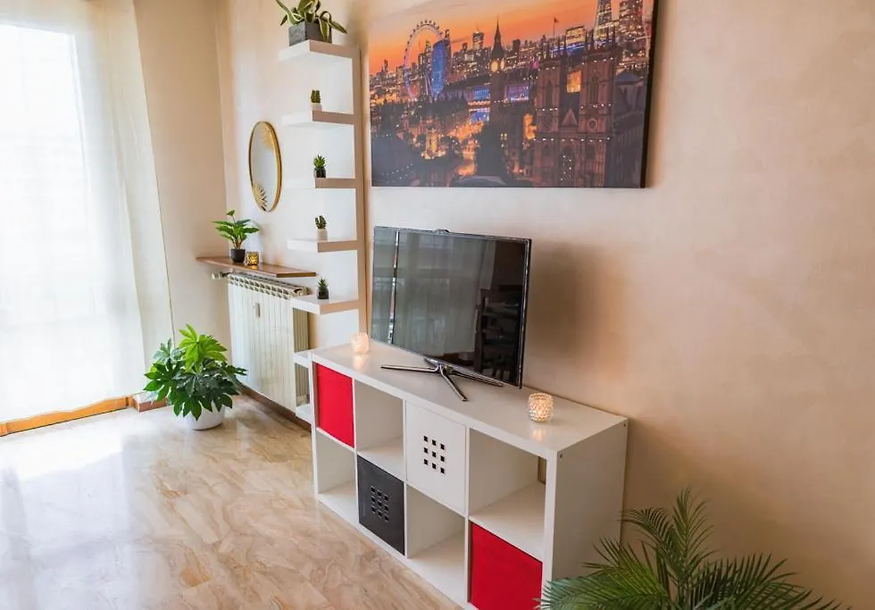 Elegant Apartment In Bergamo Center 0*,  איטליה