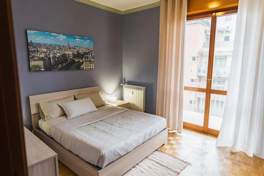Elegant Apartment In Bergamo Center